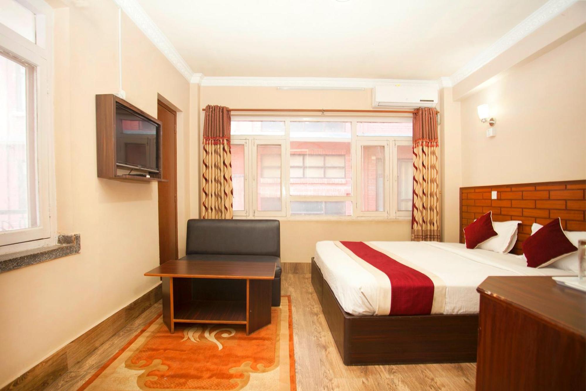 Hotel Holiday Taj Kathmandu Exterior photo