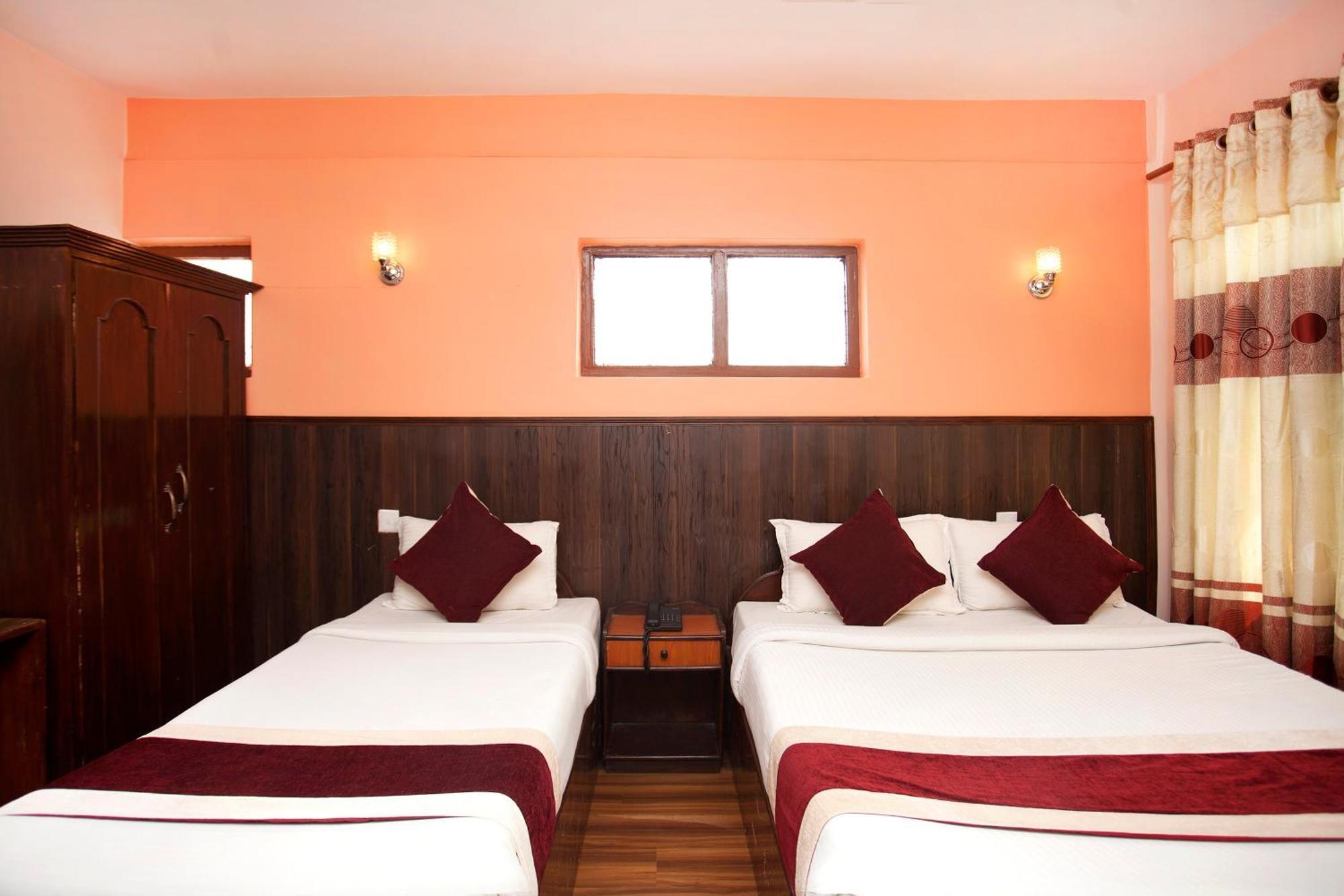 Hotel Holiday Taj Kathmandu Exterior photo