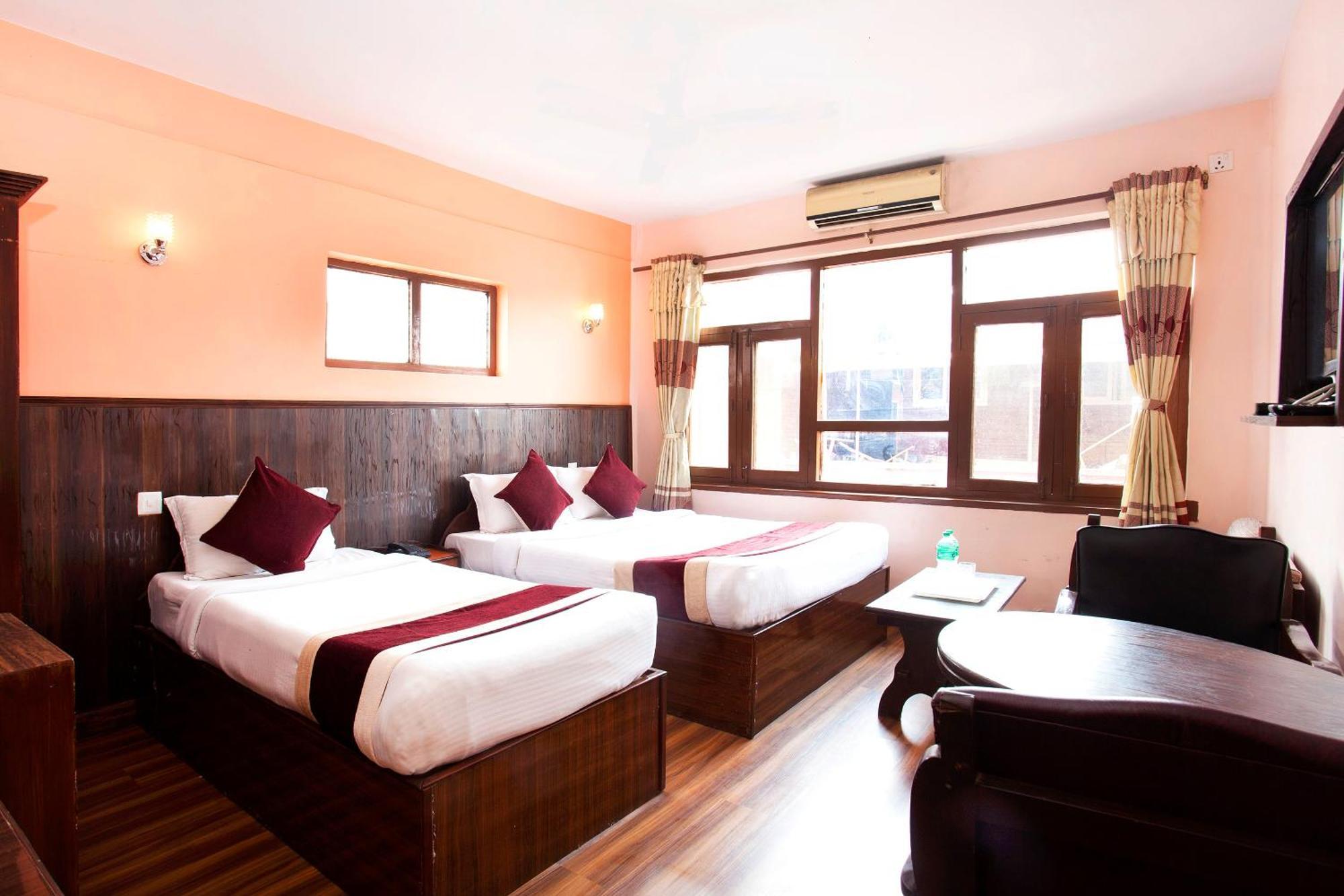 Hotel Holiday Taj Kathmandu Exterior photo