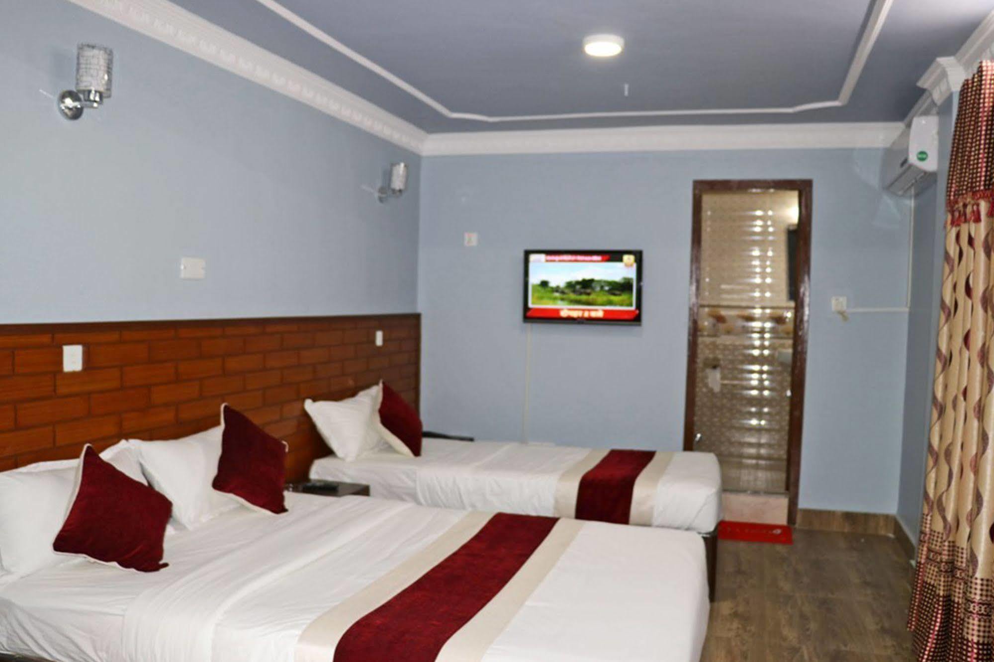 Hotel Holiday Taj Kathmandu Exterior photo